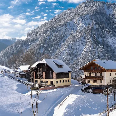 לינה וארוחת בוקר Mittergruberhof