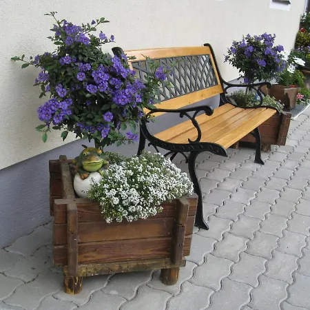 לינה וארוחת בוקר Mittergruberhof שלאדמינג